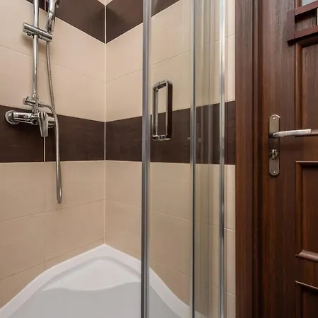 Market Square Corner Kuznicza By Renters * Wrocław