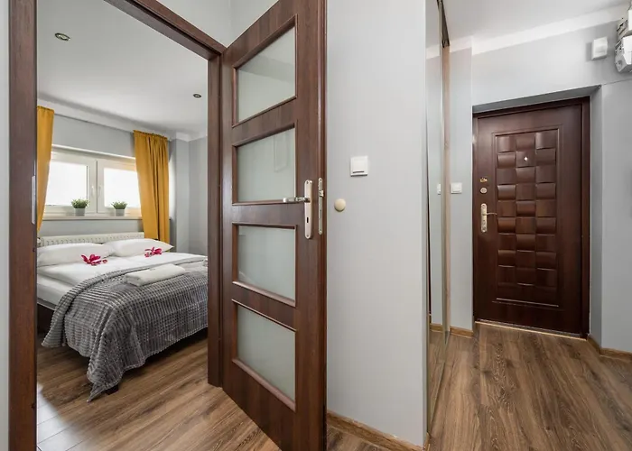 Market Square Corner Kuznicza By Renters Apartament *
