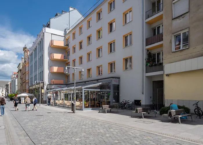 Market Square Corner Kuznicza By Renters *